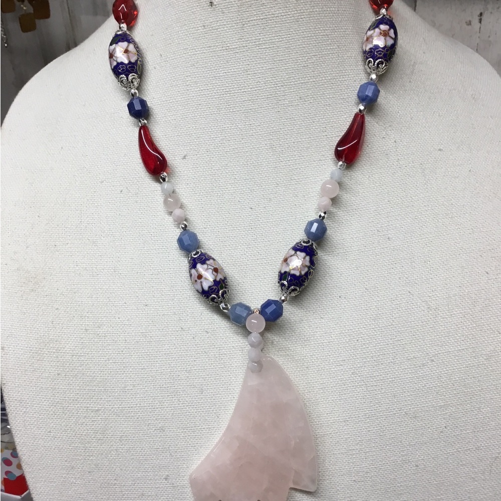 Elegant Multicolor Beaded Necklace